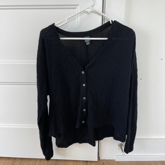 Loose fitting light weight sweater